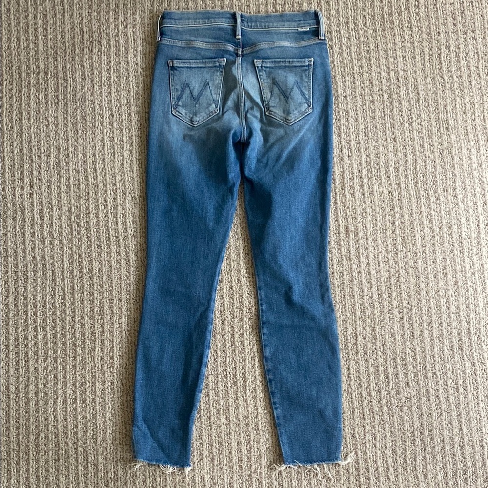 Women's MOTHER High Waisted Vamp Fray “Riding the Cliffside” Size 25